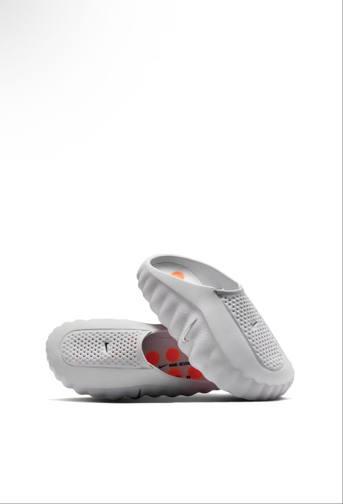 Nike Mind 001